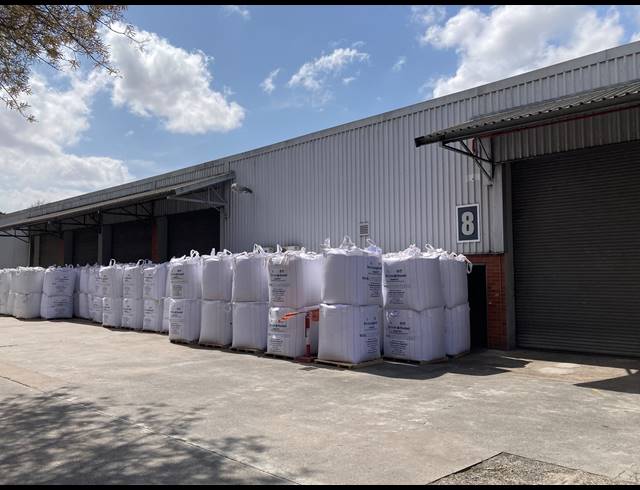 1,109M² WAREHOUSE TO LET IN NEW GERMANY